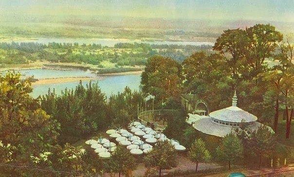 ул. Парковая дорога, 16. «Кукушка» в 1960-м году.